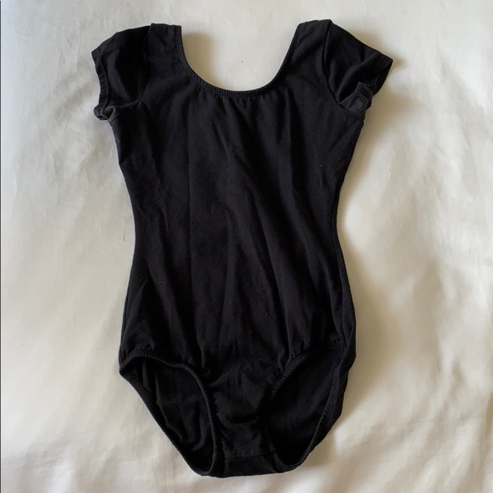 Black cap sleeve leotard